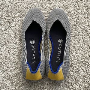 Rothy’s grey speckled flat size 6.5